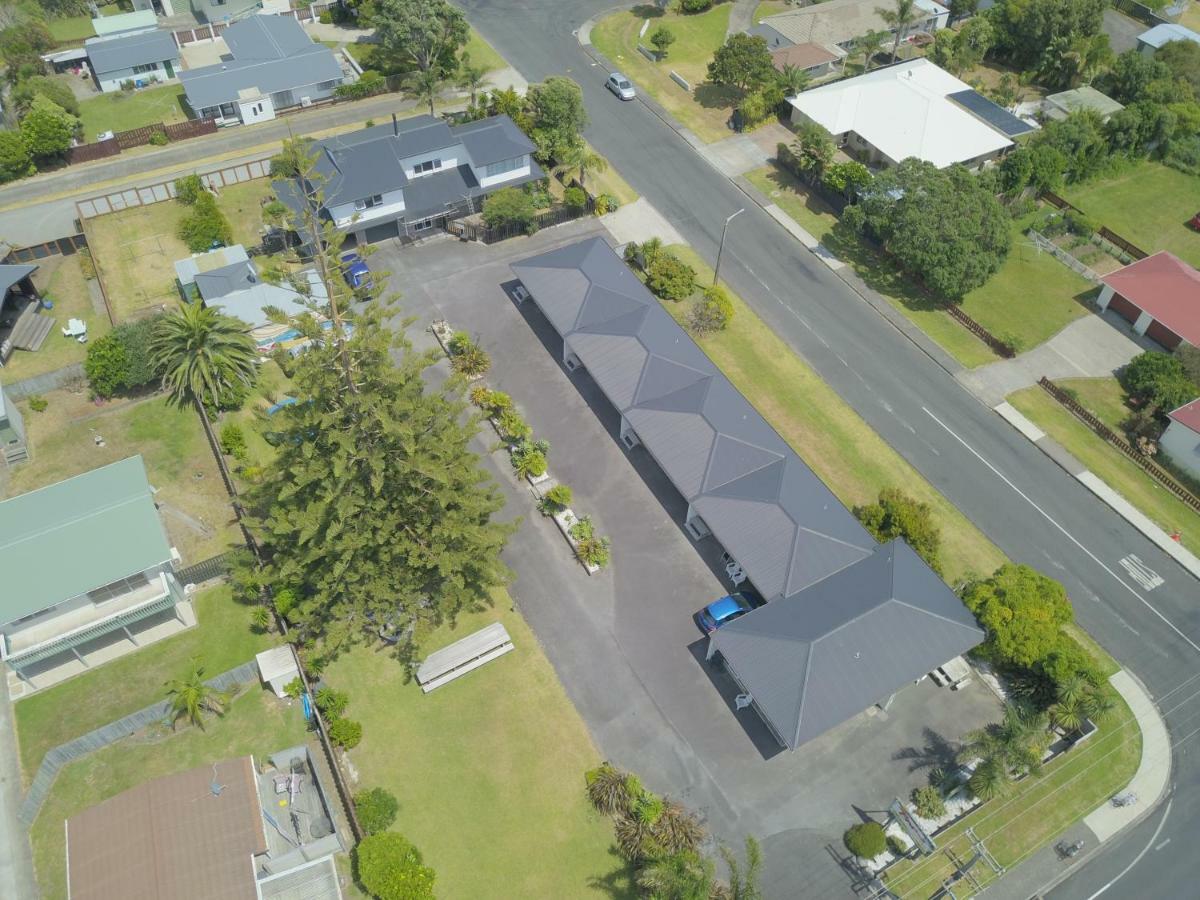 Beaches Motel Waihi Exteriör bild